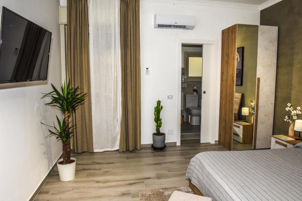 La Via Di Mezzo Apartment Catania Exterior photo